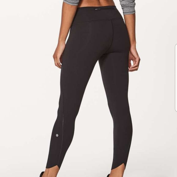 lululemon athletica Pants - Lululemon 7/8 leggings quick pace